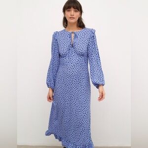 NWOT Nobody’s Child Lila Midi Dress Blue Black Fruit Motif Size 2